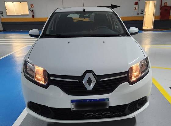 RENAULT SANDERO 1.6 16V SCE FLEX EXPRESSION MANUAL RENAULT SANDERO 1.6 16V SCE FLEX EXPRESSION MANUAL